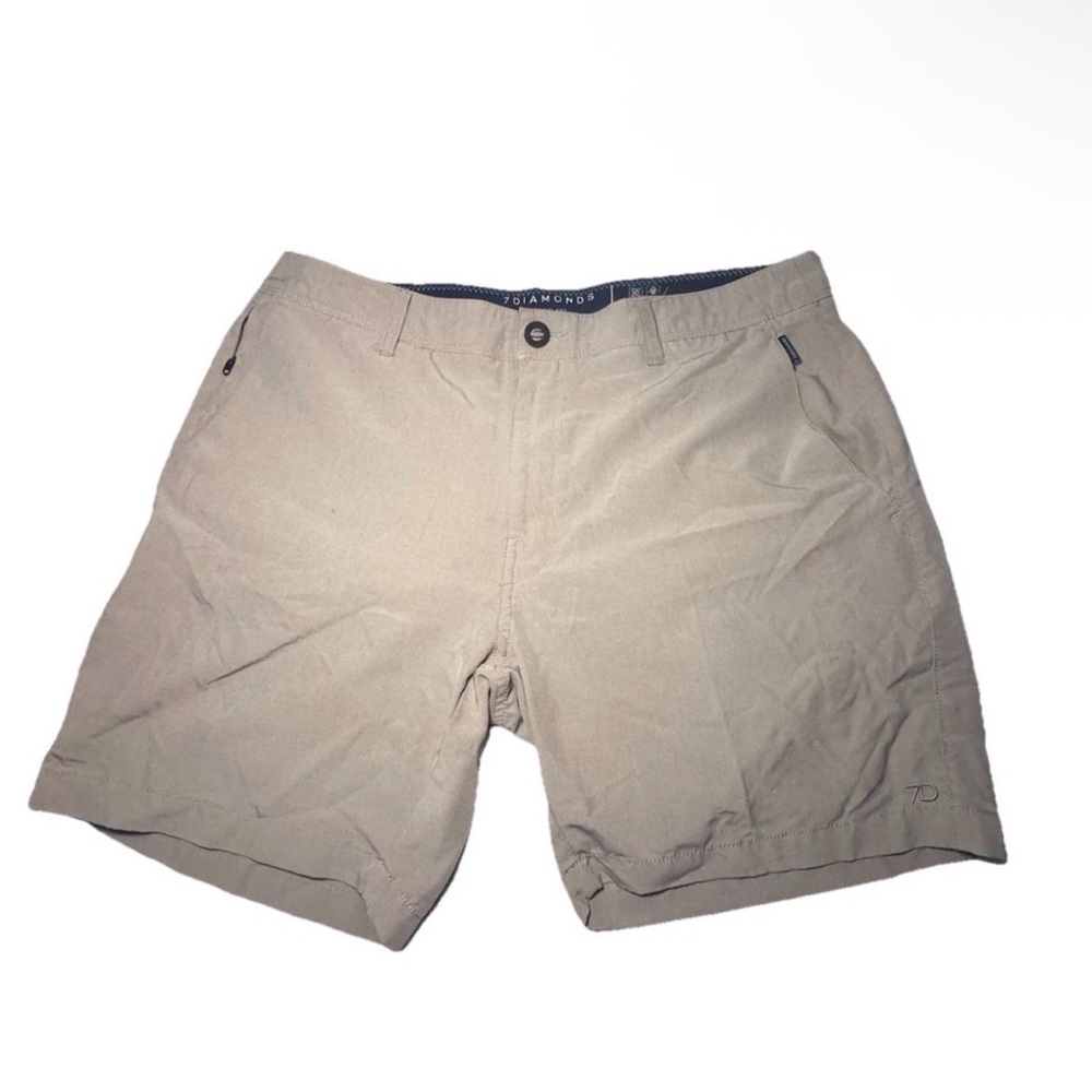 7 Diamonds Men's Beige Flat-Front Shorts